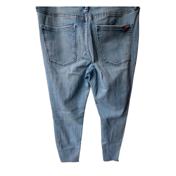 WHITE HOUSE BLACK MARKET THE EVERYDAY SKINNY JEAN SIZE 8 - Picture 2 of 7